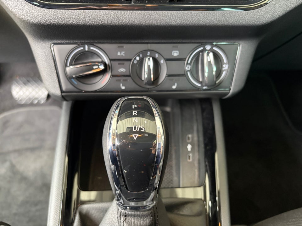 Skoda Kamiq 1,0 TSi 110 Tour de France DSG 5d