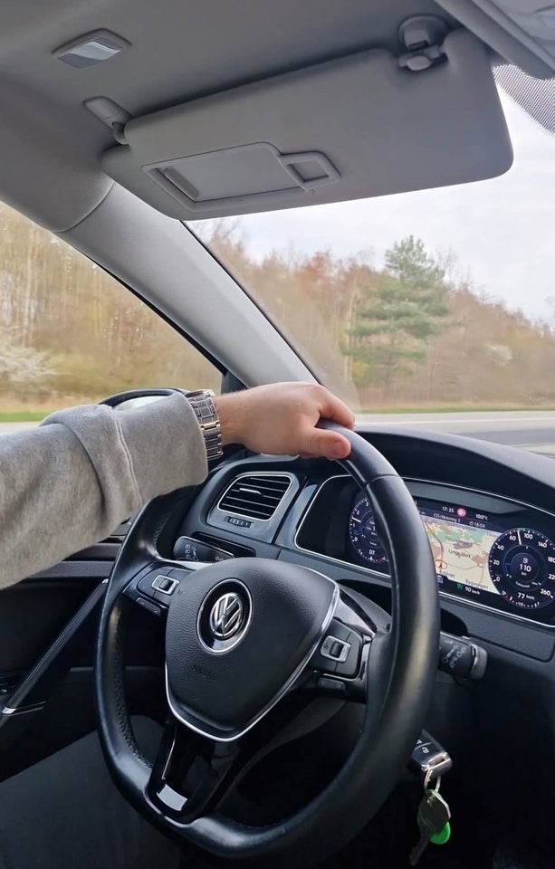 VW Golf VII 1,4 TSi 150 Highline Variant DSG 5d