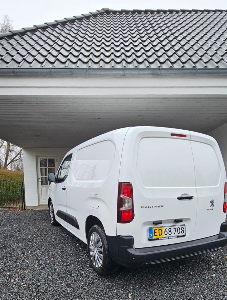 Peugeot Partner 1,5 BlueHDi 100 L1V1 Plus Van