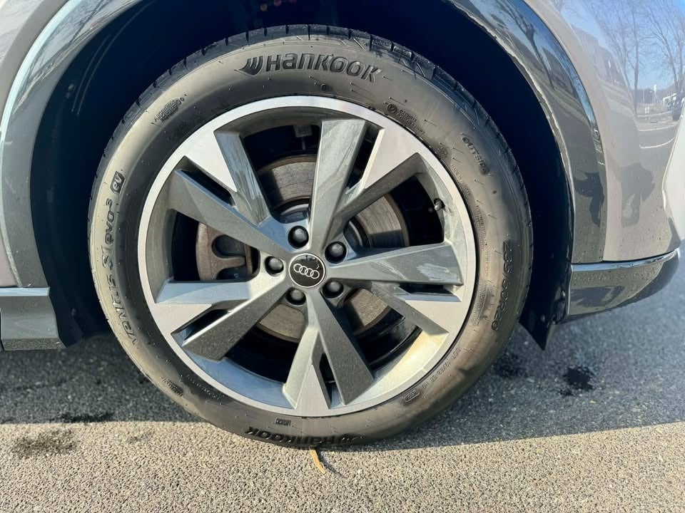 Audi Q4 e-tron 45 Progress 5d