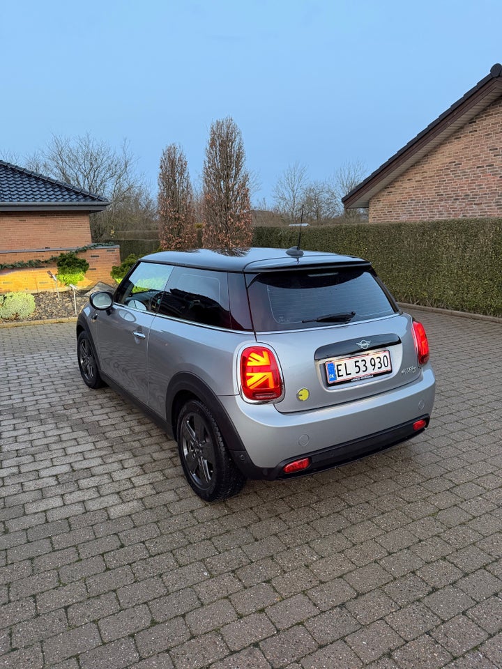 MINI Cooper SE Maximise 3d