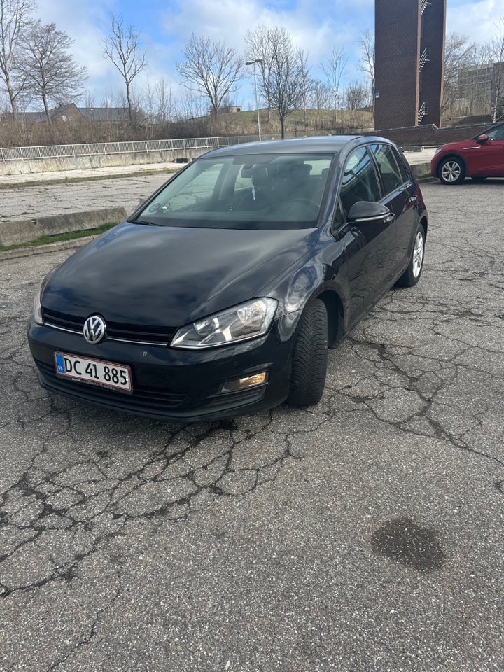 VW Golf VII 1,6 TDi 110 BlueMotion Variant DSG 5d
