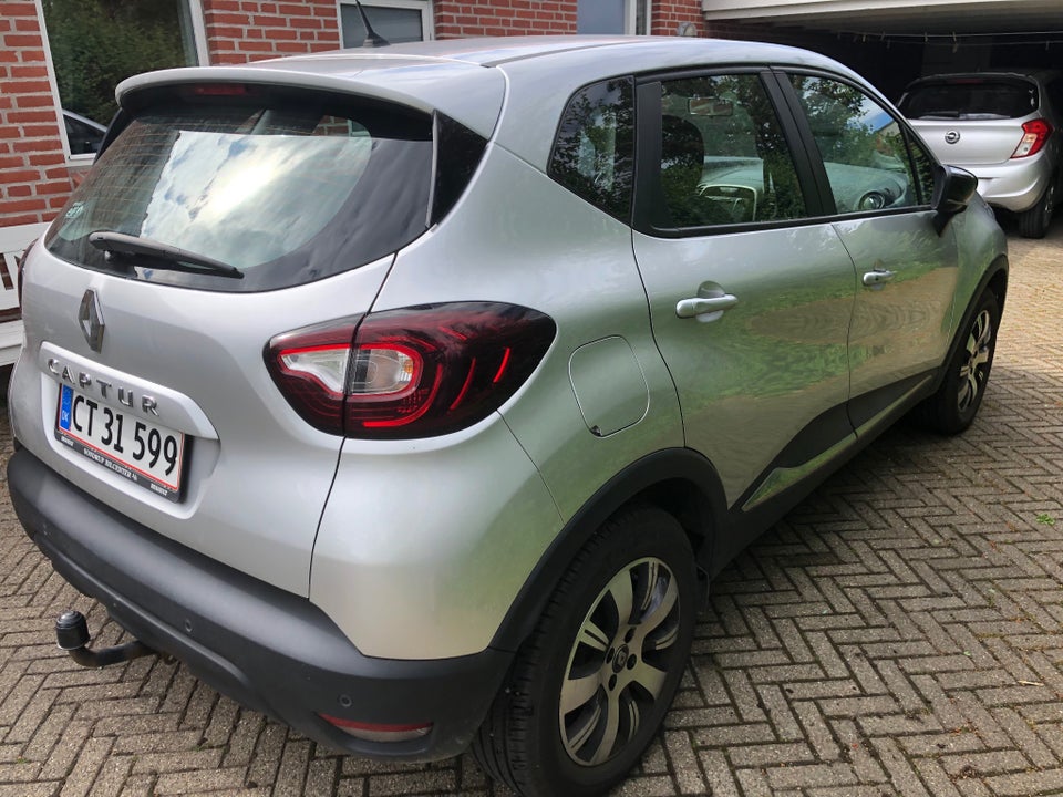 Renault Captur 0,9 TCe 90 Intens 5d