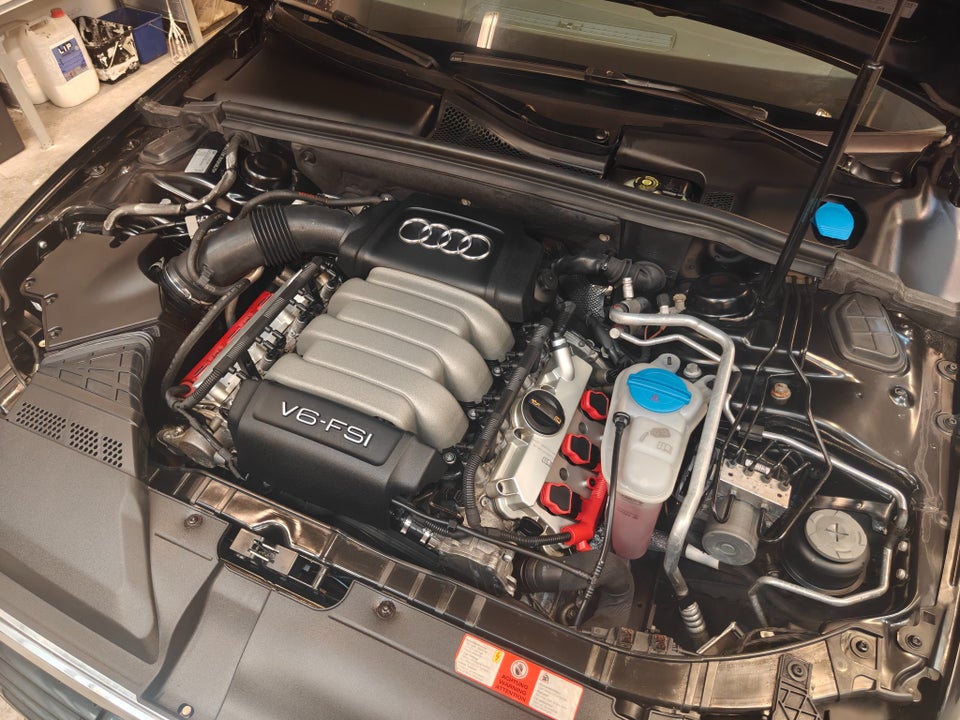 Audi A4 3,2 FSi quattro 4d