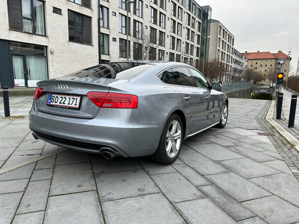 Audi A5 1,8 TFSi 144 S-line Sportback Multitr. 5d