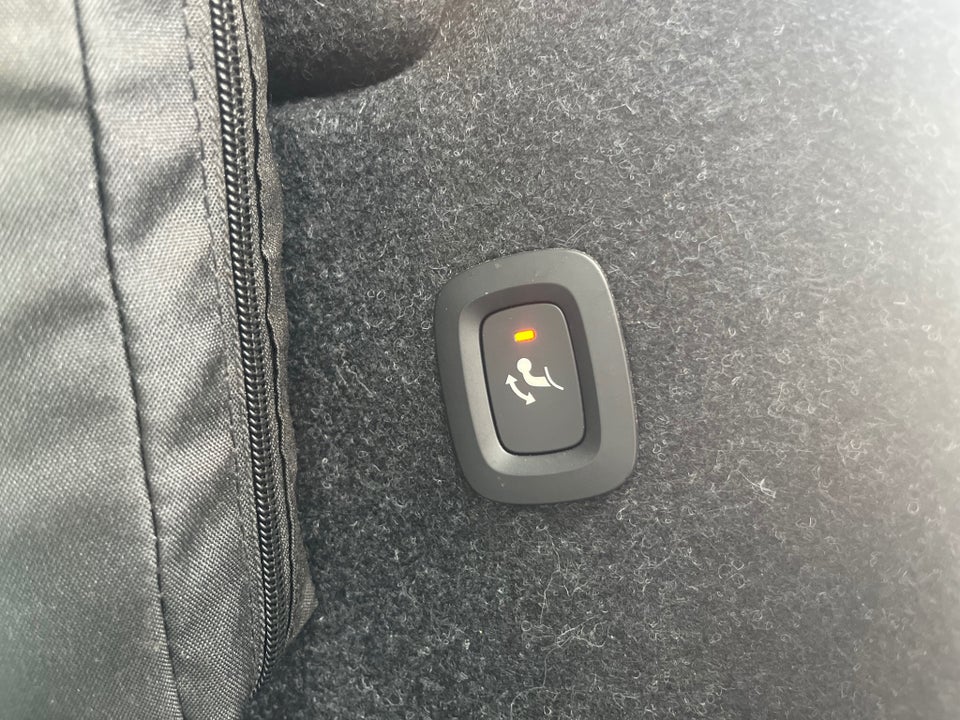 Volvo XC40 P8 ReCharge Twin Pro 5d