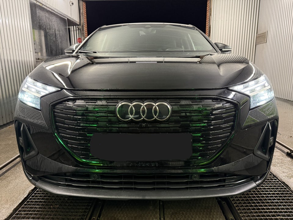 Audi Q4 e-tron 40 S-line Sportback 5d