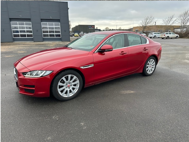 Jaguar XE 2,0 P200 Prestige aut. 4d