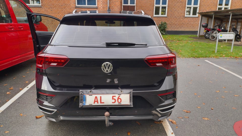 VW T-Roc 1,5 TSi 150 R-line DSG 5d