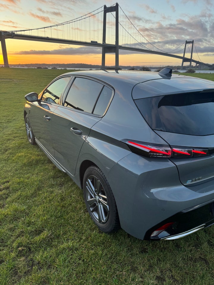 Peugeot e-308 54 First Edition 5d