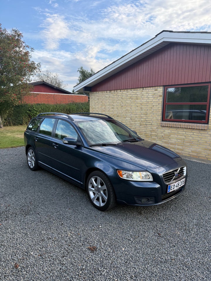 Volvo V50 2,5 T5 Momentum 5d