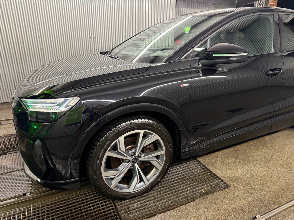 Audi Q4 e-tron 40 S-line Sportback 5d