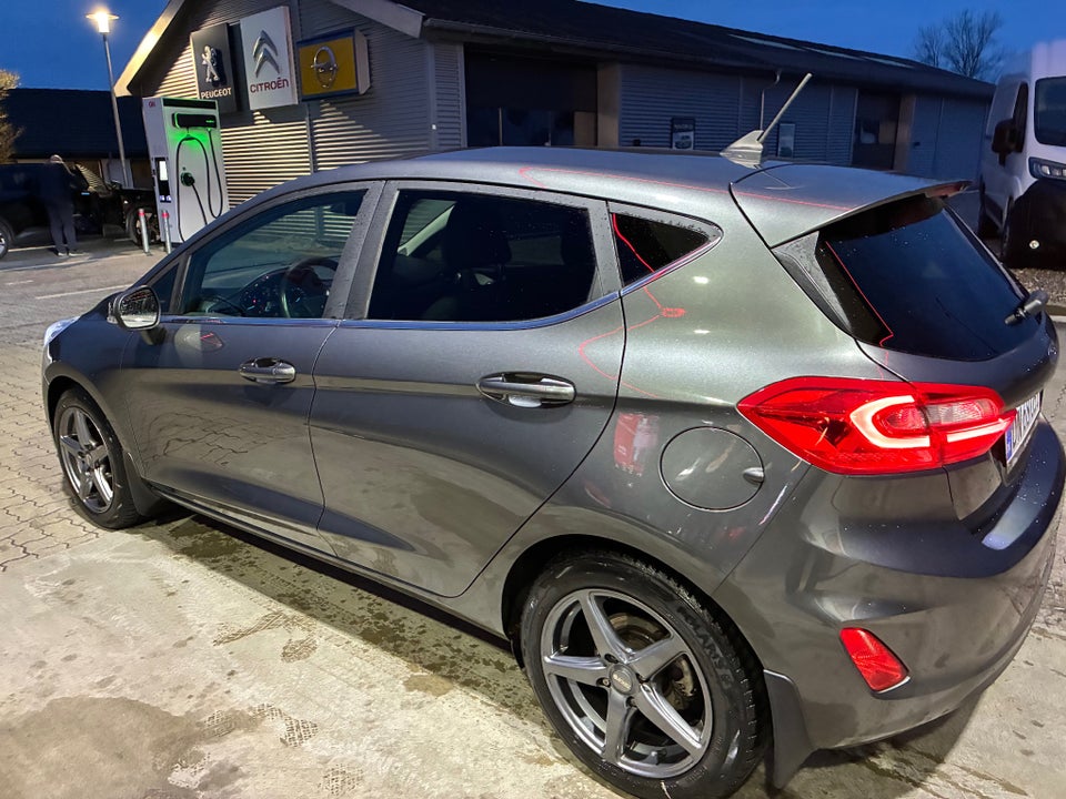 Ford Fiesta 1,0 EcoBoost Titanium X 5d