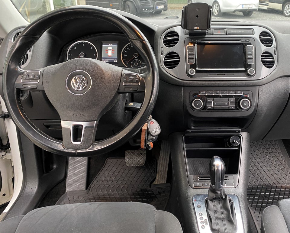 VW Tiguan 2,0 TDi 140 Sport & Style DSG 4Motion 5d