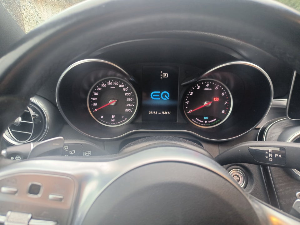 Mercedes C300 e 2,0 AMG Line stc. aut. 5d