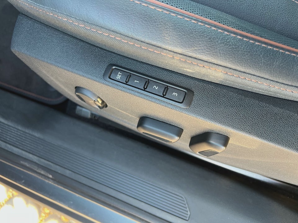 Skoda Enyaq 80 iV Suite 5d