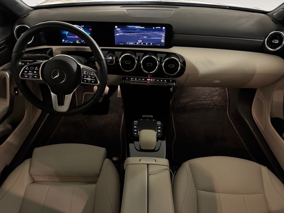 Mercedes A250 e 1,3 Progressive Line aut. 4d