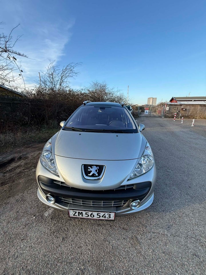 Peugeot 207 1,6 VTi Premium SW 5d