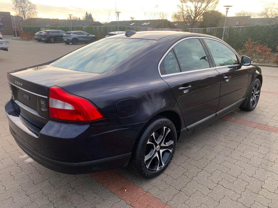 Volvo S80 2,5 T aut. 4d