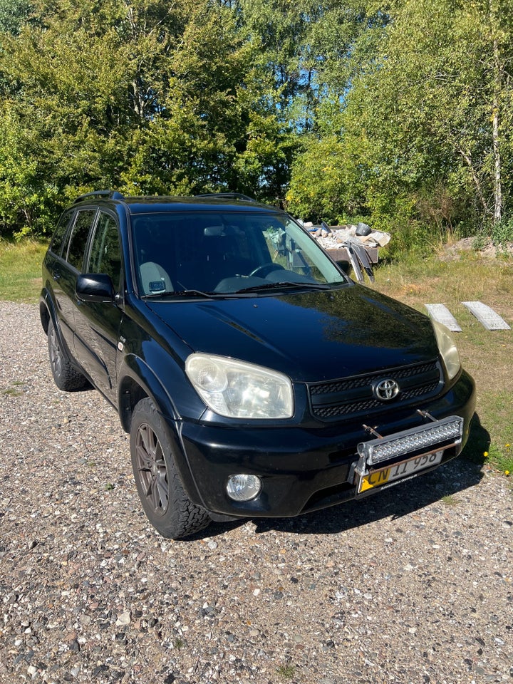 Toyota RAV4 2,0 VVT-i 4x4 5d