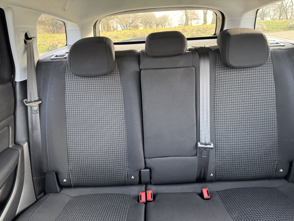 Peugeot 308 1,2 PureTech 130 Style SW 5d