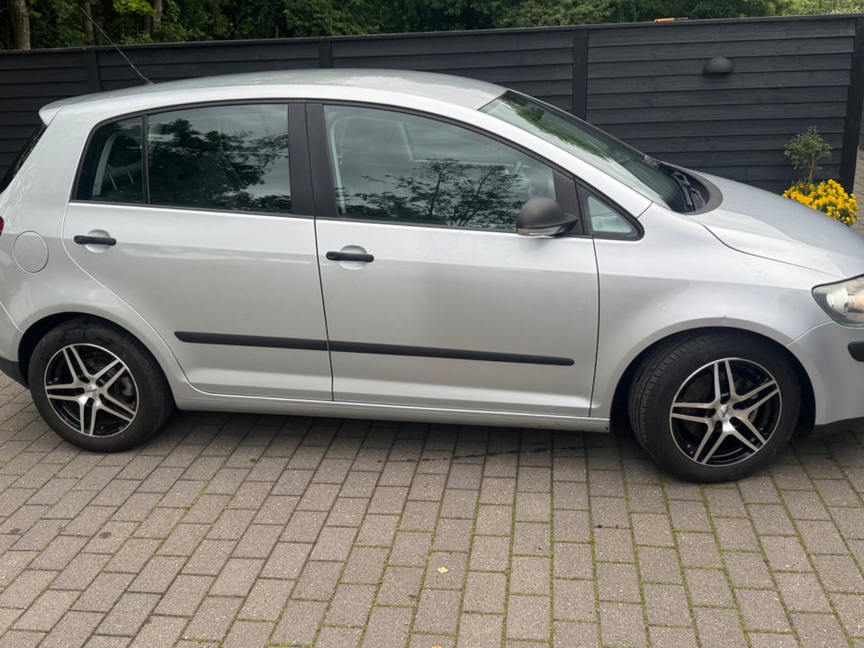 VW Golf Plus 1,9 TDi 105 Comfortline DSG 5d