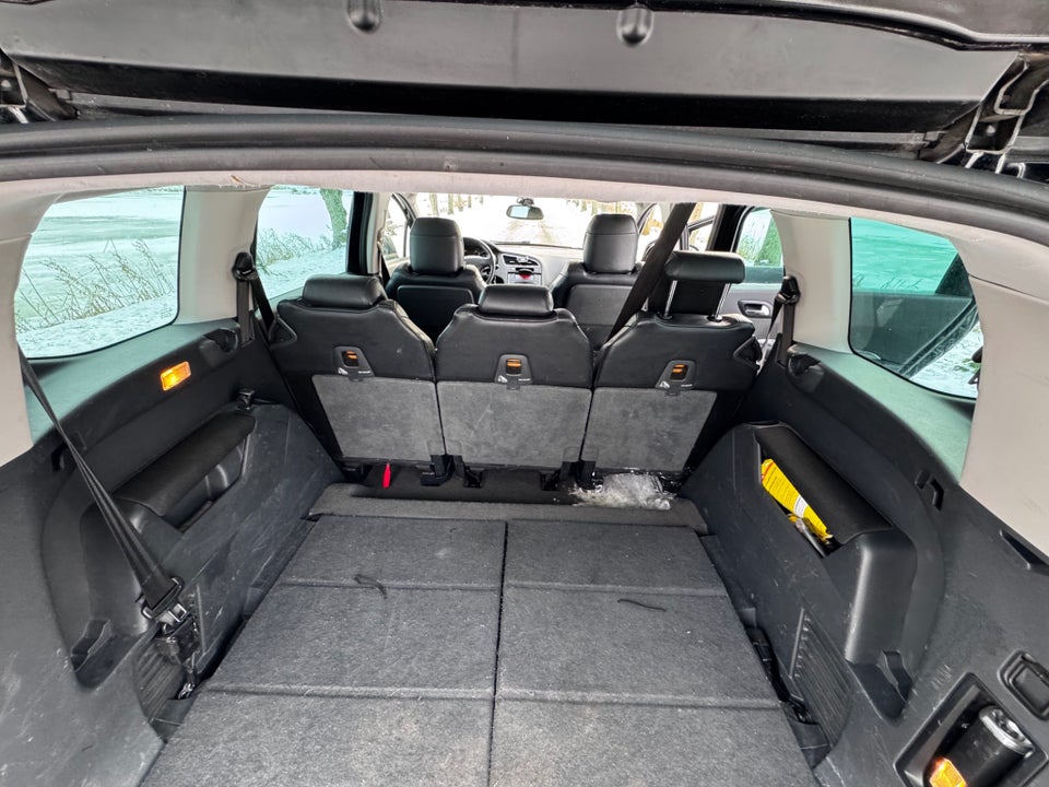 Peugeot 5008 2,0 HDi 150 Premium 7prs 5d