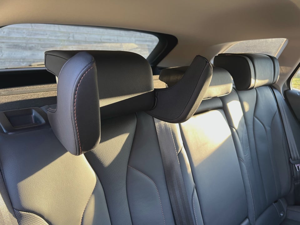 Skoda Enyaq 80 iV Suite 5d