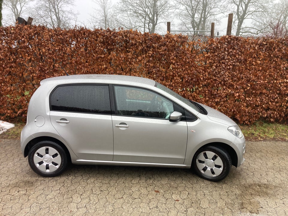 VW Up! 1,0 60 High Up! BMT 5d