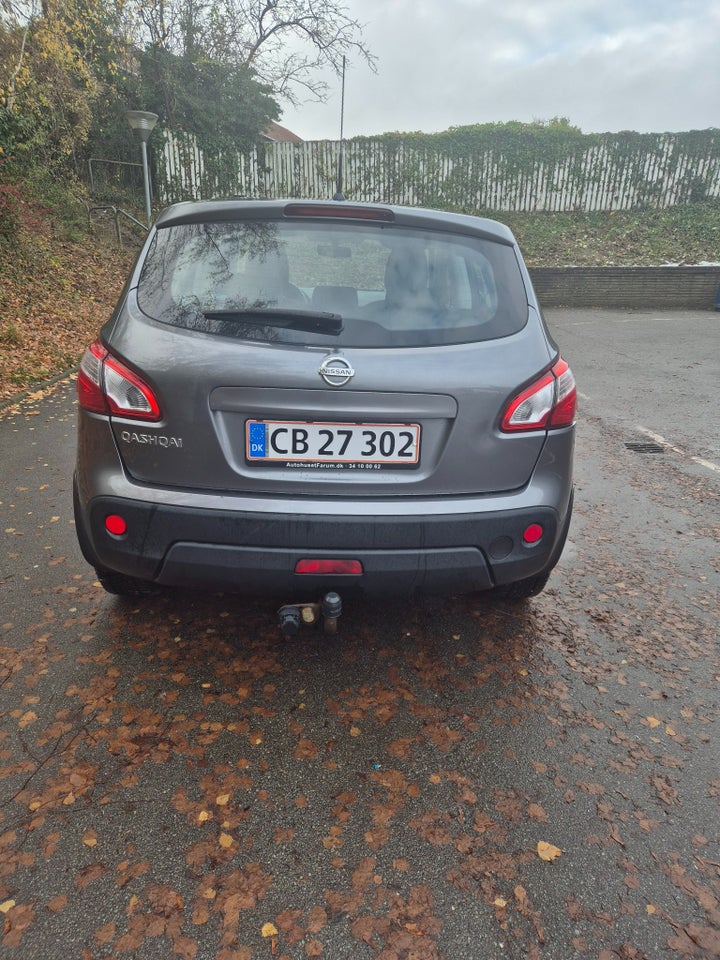 Nissan Qashqai 1,6 Acenta 5d