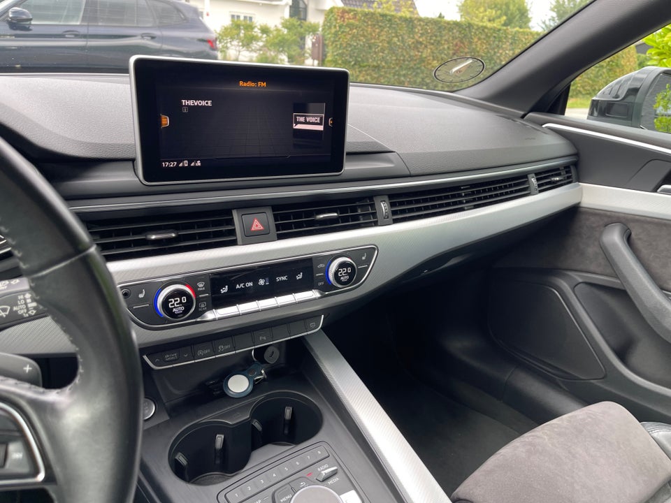 Audi A5 40 TFSi Cabriolet S-tr. 2d