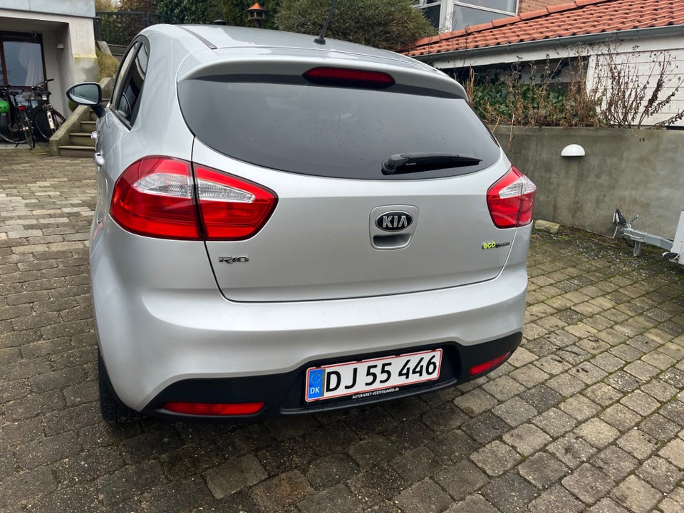 Kia Rio 1,2 CVVT Active 3d