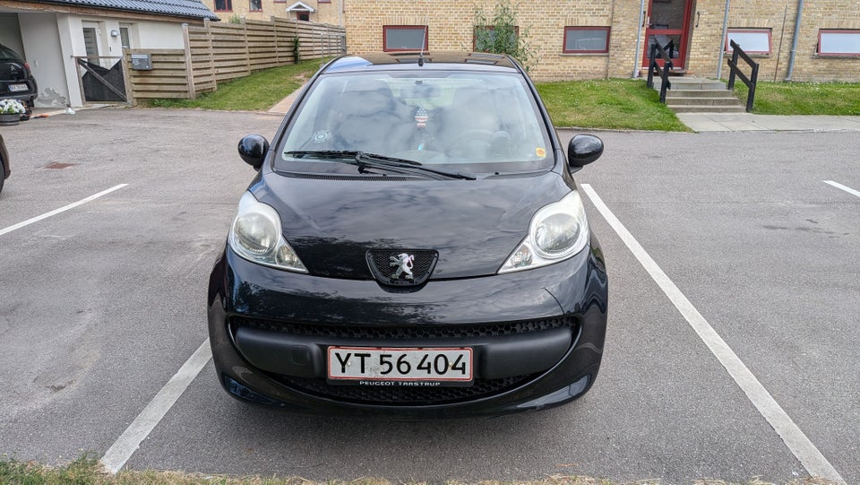Peugeot 107 1,0  5d