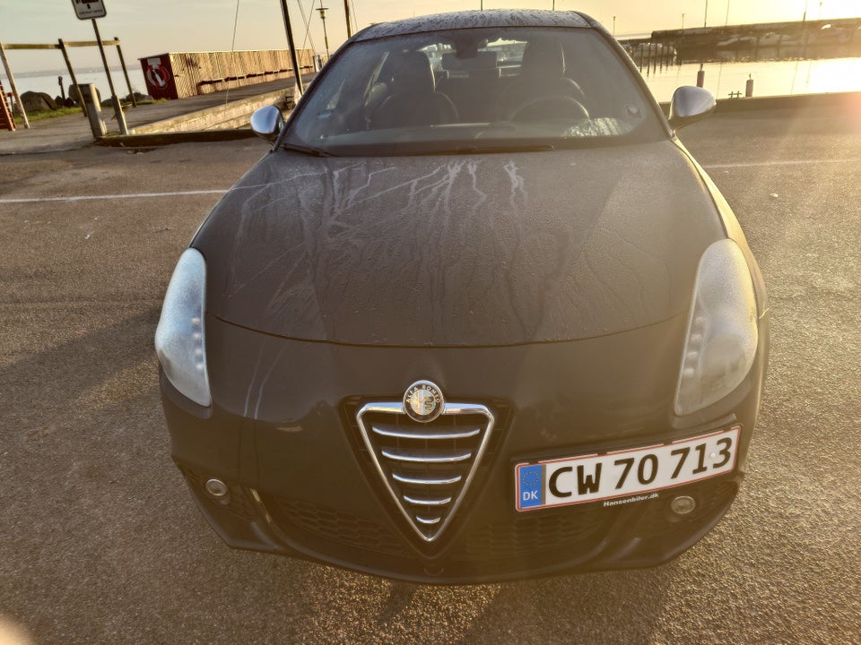 Alfa Romeo Giulietta 1,4 Turbo 120 Sportiva 5d