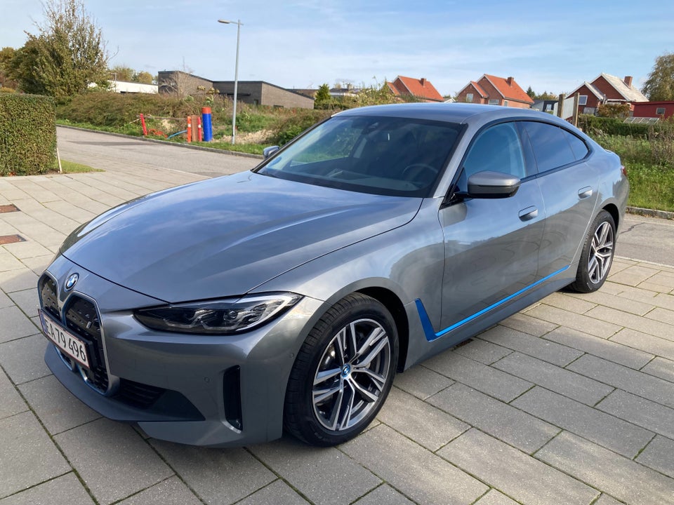 BMW i4 eDrive40 Charged 5d