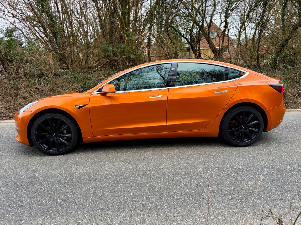 Tesla Model 3 Long Range AWD 4d