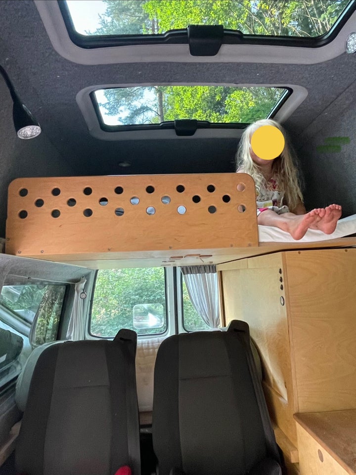 VW Transporter 2,5 TDi 174 Kombi DSG lang 5d