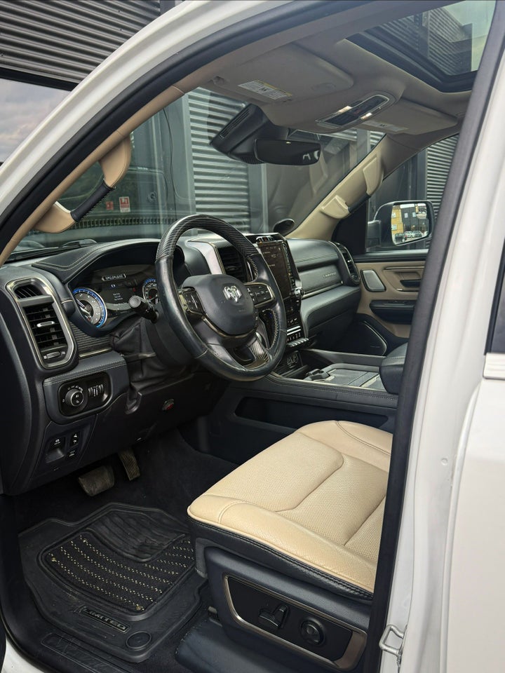 Dodge RAM 1500 5,7 V8 Limited Crew Cab aut. 4x4 4d