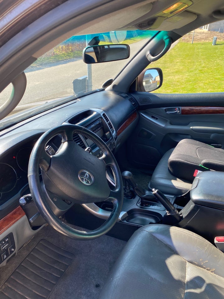 Toyota Land Cruiser 3,0 D-4D aut. 5d