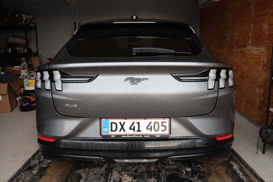 Ford Mustang Mach-E 70 Premium Standard Range AWD 5d