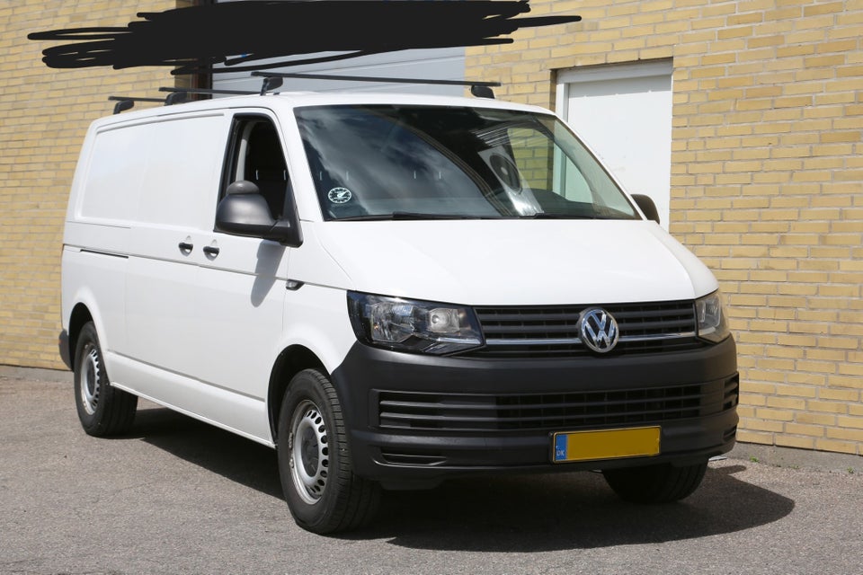 VW Transporter 2,0 TDi 84 Kassevogn lang