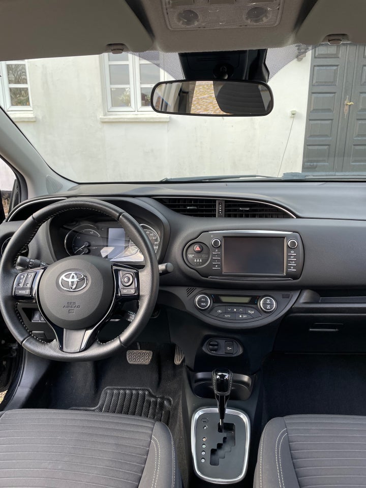 Toyota Yaris 1,5 VVT-iE T2 Premium 5d