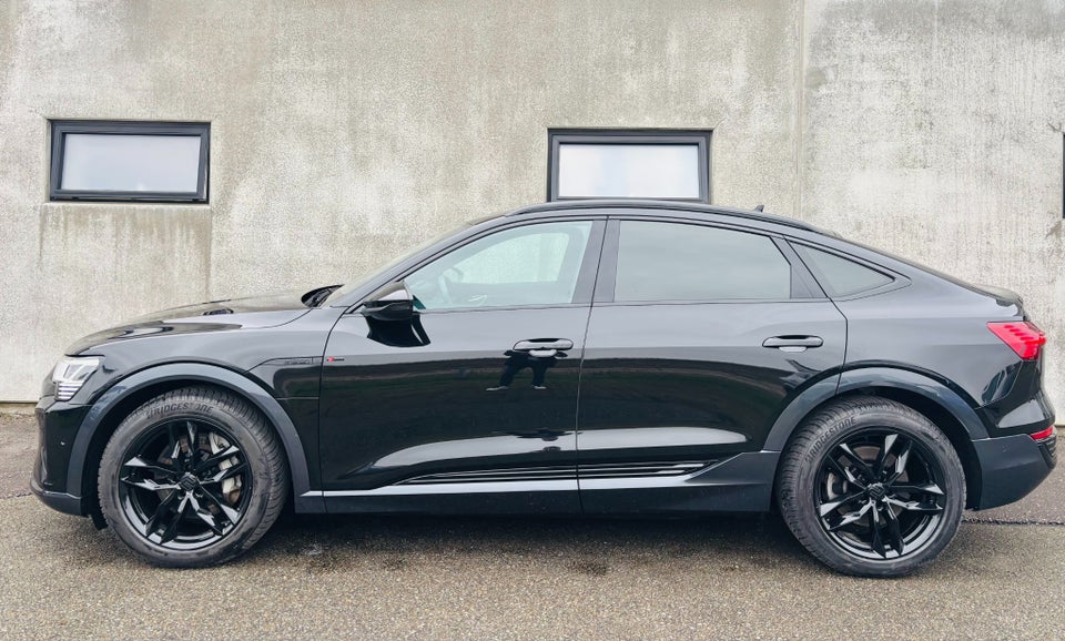 Audi Q8 e-tron 50 S-line Sportback quattro 5d