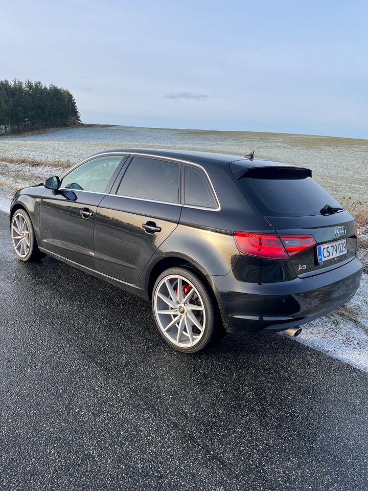 Audi A3 1,6 TDi S-line Sportback 5d