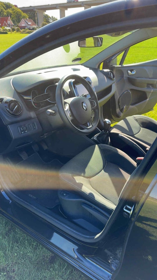 Renault Clio IV 0,9 TCe 90 Limited 5d