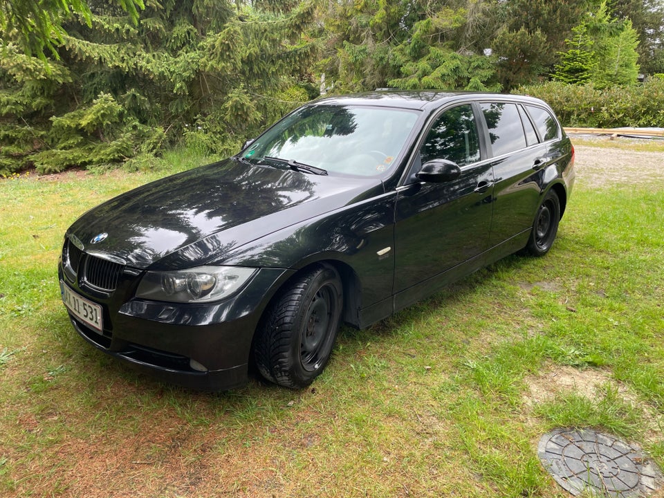 BMW 325i 2,5 Touring 5d