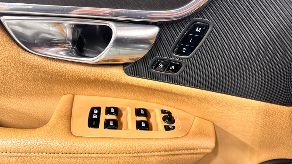 Volvo V90 CC 2,0 D5 235 Pro aut. AWD 5d