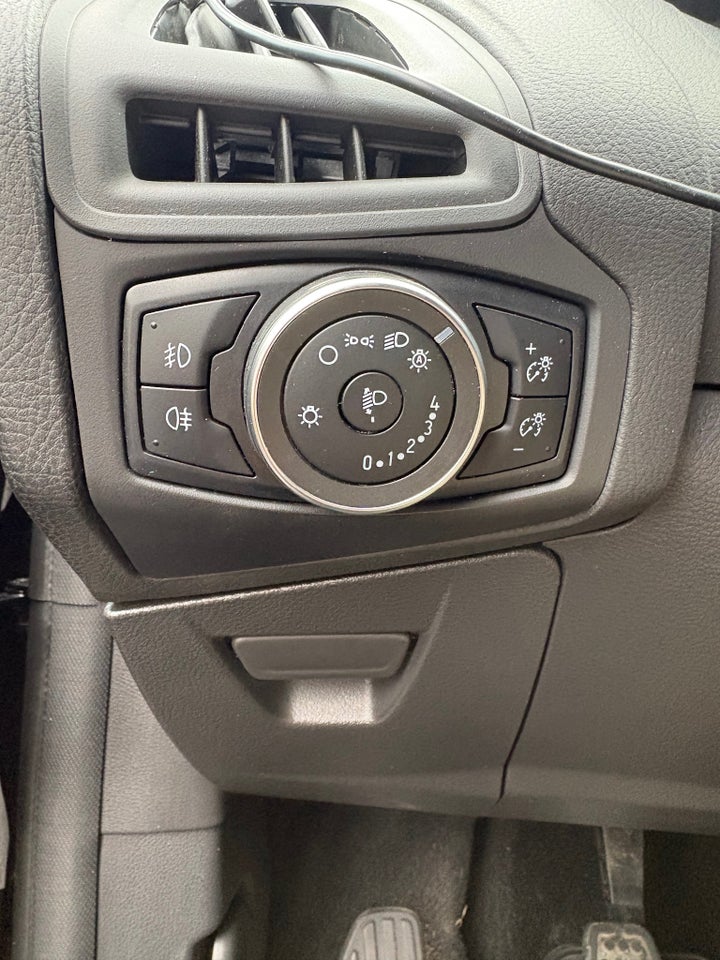 Ford Focus 1,0 SCTi 125 ST-Line stc. 5d