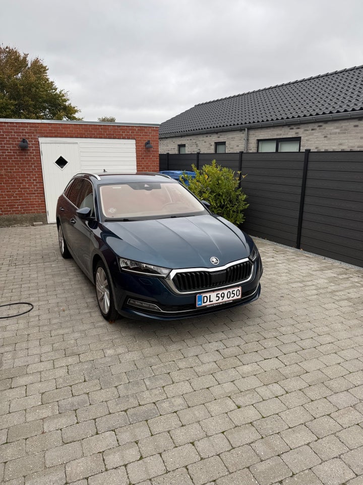 Skoda Octavia 1,4 TSi iV Plus Combi DSG 5d