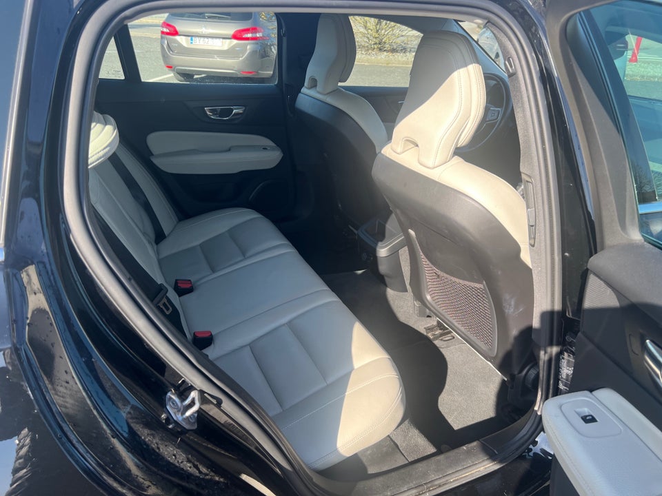 Volvo V60 2,0 D4 200 Inscription aut. 5d